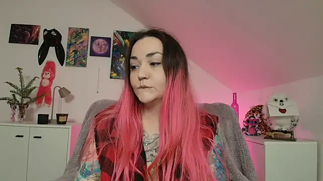 PinkHurricaneOfficial online show from 04/16/26, 01:56