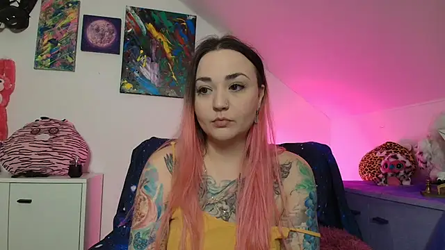 PinkHurricaneOfficial online show from 02/05/26, 03:13