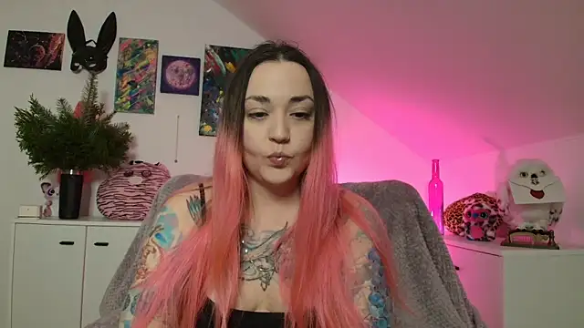 PinkHurricaneOfficial online show from 03/12/26, 05:28