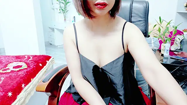 Snapshot of Miu-Le chatting on 06/15/26, 08:36 Miu-Le online show from 06/15/26, 08:36