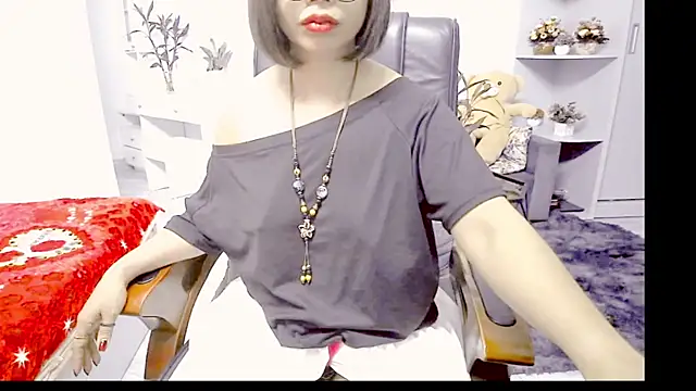 Snapshot of Miu-Le chatting on 05/09/26, 06:00 Miu-Le online show from 05/09/26, 06:00