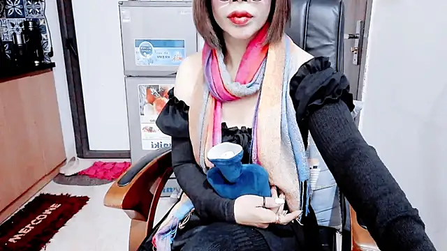 Miu-Le online show from 01/07/26, 04:23