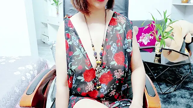 Snapshot of Miu-Le chatting on 06/29/26, 08:32 Miu-Le online show from 06/29/26, 08:32