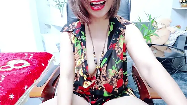 Snapshot of Miu-Le chatting on 06/02/26, 10:32 Miu-Le online show from 06/02/26, 10:32