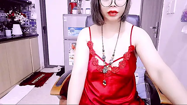 Snapshot of Miu-Le chatting on 05/05/26, 08:39 Miu-Le online show from 05/05/26, 08:39