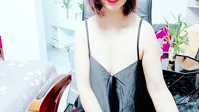 Snapshot of Miu-Le chatting on 06/27/26, 10:21 Miu-Le online show from 06/27/26, 10:21