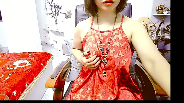 Snapshot of Miu-Le chatting on 05/11/26, 08:17 Miu-Le online show from 05/11/26, 08:17