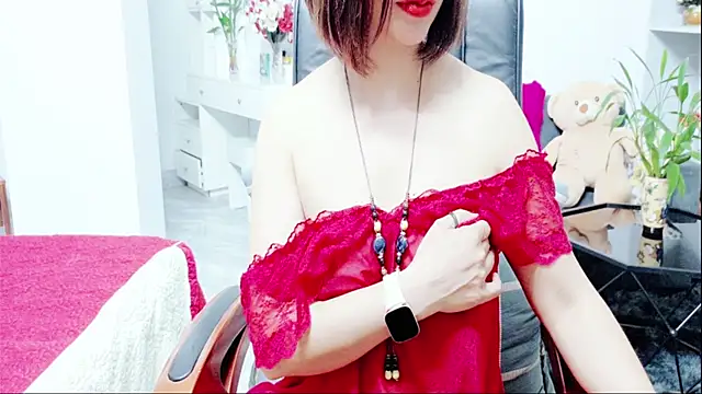 Snapshot of Miu-Le chatting on 07/12/26, 08:31 Miu-Le online show from 07/12/26, 08:31