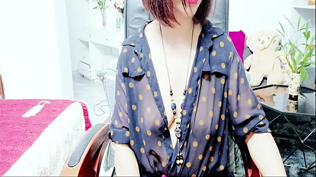 Snapshot of Miu-Le chatting on 07/13/26, 08:35 Miu-Le online show from 07/13/26, 08:35