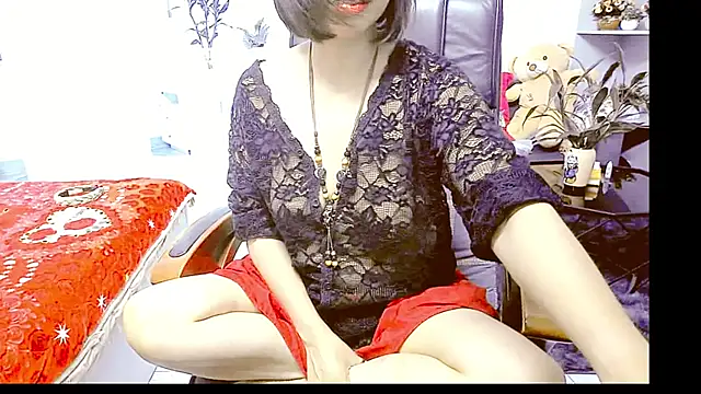 Snapshot of Miu-Le chatting on 05/11/26, 08:38 Miu-Le online show from 05/11/26, 08:38