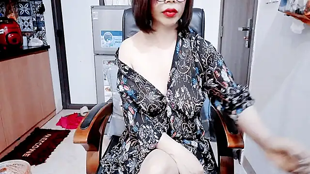 Miu-Le online show from 02/08/26, 07:17