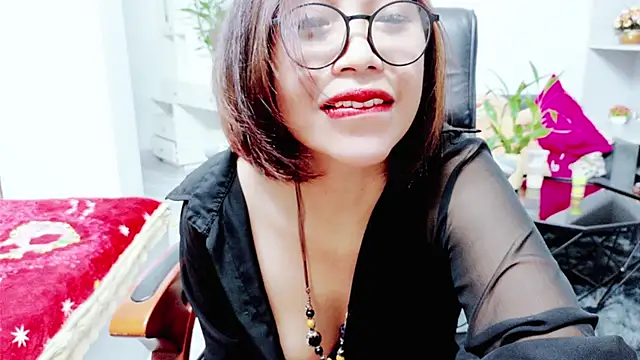 Snapshot of Miu-Le chatting on 06/16/26, 09:04 Miu-Le online show from 06/16/26, 09:04