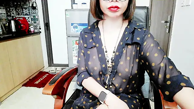 Miu-Le online show from 11/26/25, 08:36