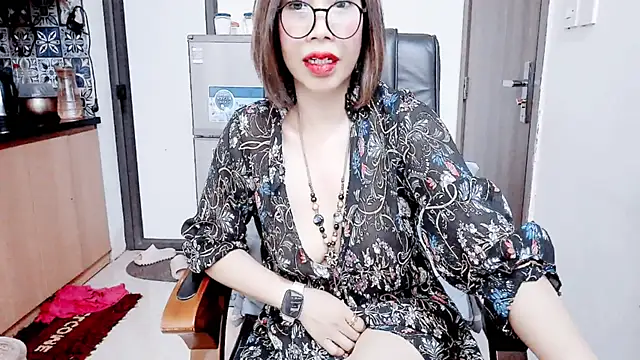 Miu-Le online show from 12/20/25, 12:13