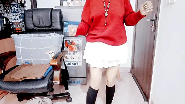 Miu-Le online show from 12/18/25, 08:23