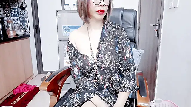 Miu-Le online show from 12/20/25, 12:52