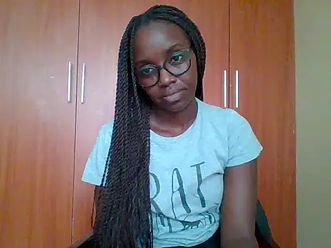 sexy darleen23 online show from 04/17/26, 09:12