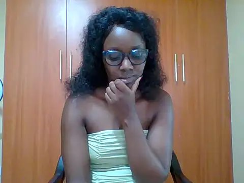 sexy darleen23 online show from 03/09/26, 08:07