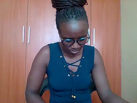 sexy darleen23 online show from 04/13/26, 09:35