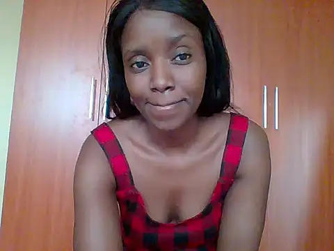 Snapshot of sexy_darleen23 chatting on 10/06/25, 10:16 sexy darleen23 online show from 10/06/25, 10:16