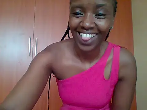 Snapshot of sexy_darleen23 chatting on 09/23/25, 08:21 sexy darleen23 online show from 09/23/25, 08:21