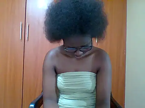 sexy darleen23 online show from 02/05/26, 11:06