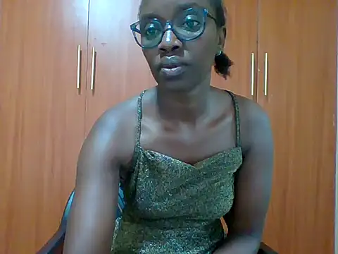 Snapshot of sexy_darleen23 chatting on 06/29/26, 08:32 sexy darleen23 online show from 06/29/26, 08:32