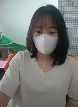 Kajisu 26 online show from 10/05/25, 12:45