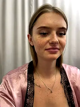 lovelly molly online show from 11/07/25, 09:08