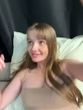 lovelly molly online show from 03/23/26, 04:18