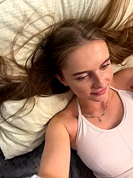 lovelly molly online show from 11/30/25, 04:19