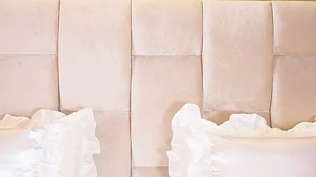 KiraKayleigh1 online show from 02/23/26, 11:27