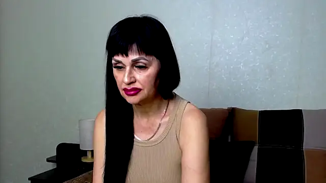 VeneraV online show from 02/18/26, 02:35