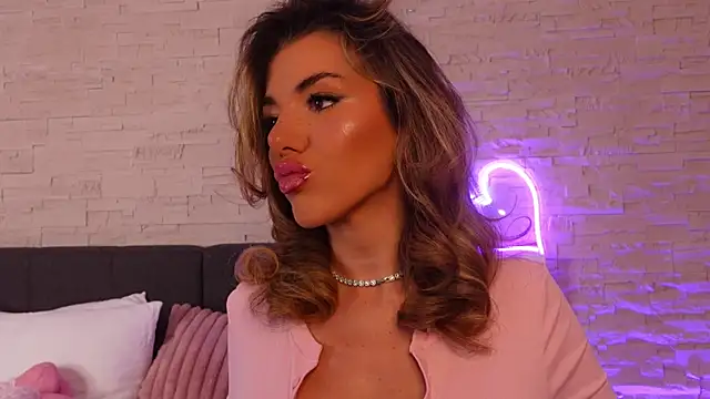 ClaraHazel online show from 03/26/26, 09:40