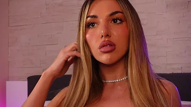 ClaraHazel online show from 03/17/26, 04:59