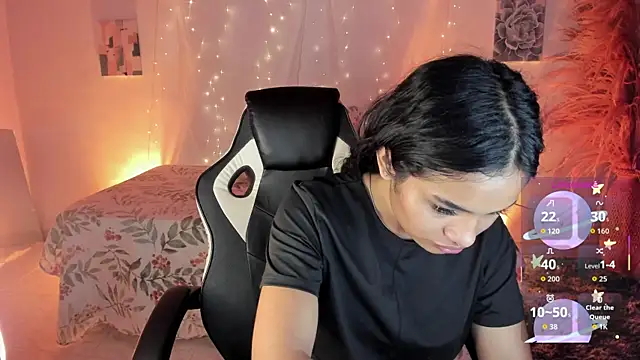 Riana Kean online show from 11/26/25, 04:56