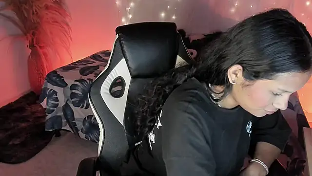 Riana Kean online show from 03/26/26, 02:10