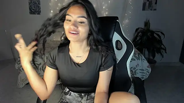 Riana Kean online show from 11/05/25, 09:29