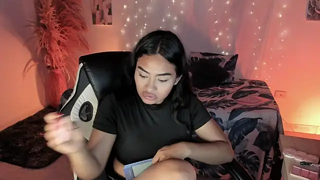 Riana Kean online show from 03/04/26, 03:14