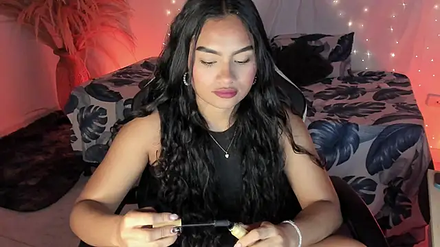 Riana Kean online show from 04/10/26, 01:23