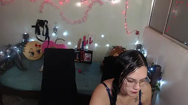 Snapshot of 01antoniafranco chatting on 02/17/25, 06:09 01antoniafranco online show from 02/17/25, 06:09