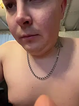 MrMrsRight online show from 02/25/26, 03:51