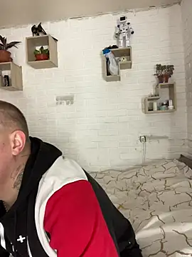 MrMrsRight online show from 11/26/25, 08:25