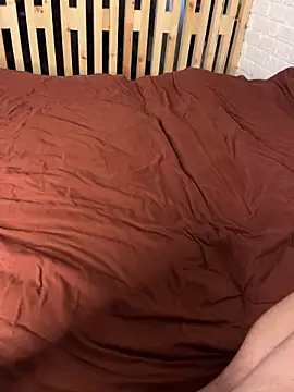 MrMrsRight online show from 11/19/25, 10:15