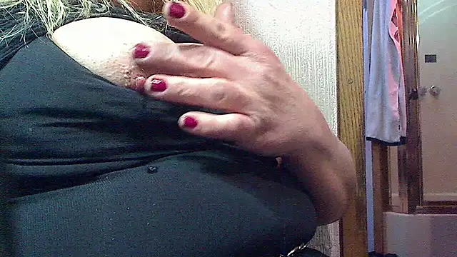 jessicalove99 online show from 01/29/25, 05:24