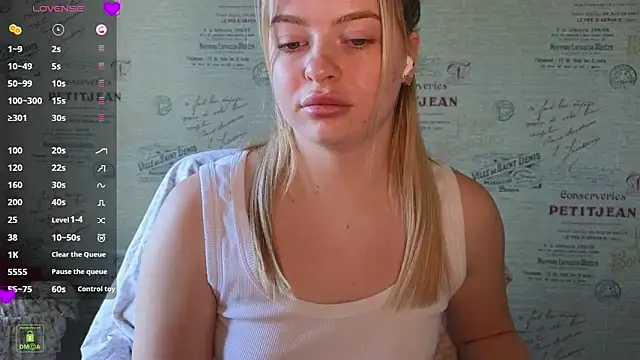 RinaBlondie online show from 03/22/25, 08:18