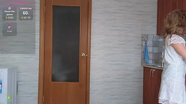 RinaBlondie online show from 09/17/25, 10:50