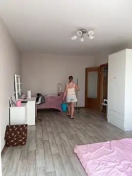 RinaBlondie online show from 09/10/25, 10:25