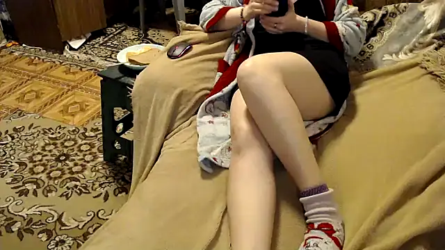 Snapshot of _Kitti_ chatting on 03/11/25, 12:33 Kitti online show from 03/11/25, 12:33