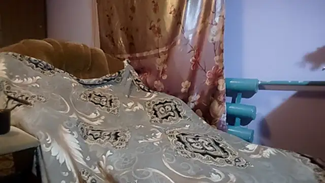  Kitti  online show from 12/02/25, 05:47